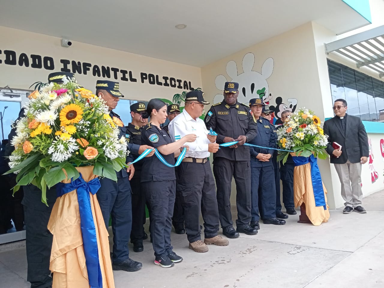 Inauguran segundo Centro de Cuidado Infantil Iris Xiomara Castro al interior de la Policía Nacional